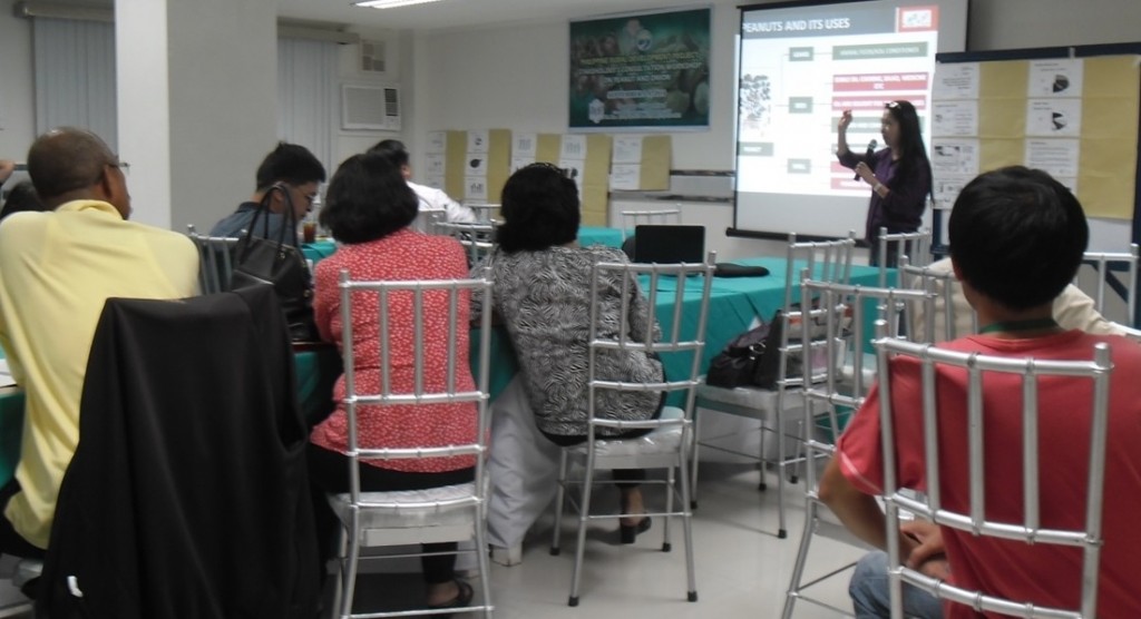 Onion and peanut industry stakeholders sit on the consultation workshop heedful on VCA consultant Marian Boquiren’s presentation of preliminary list of the commodities’ constraints and opportunities in Ilocos region.