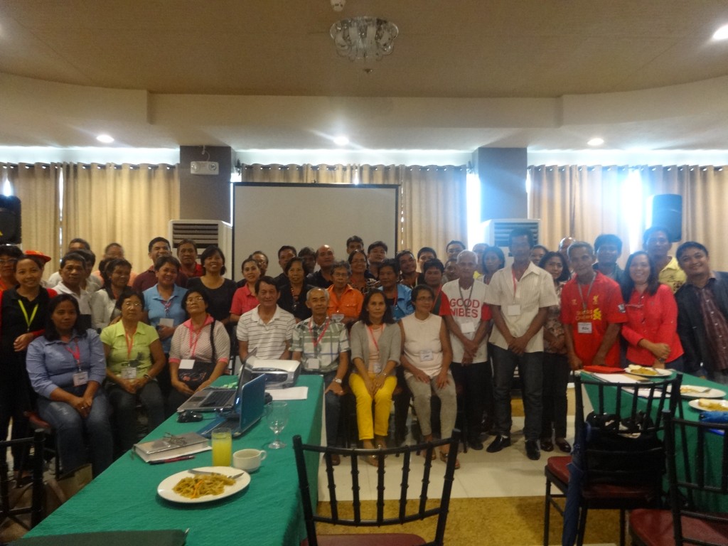 The RPCO V I-PLAN team together with the participants of the VCA for Sweet Potato Stakeholders’ consultation in the Province of Albay on July 10, 2015.  