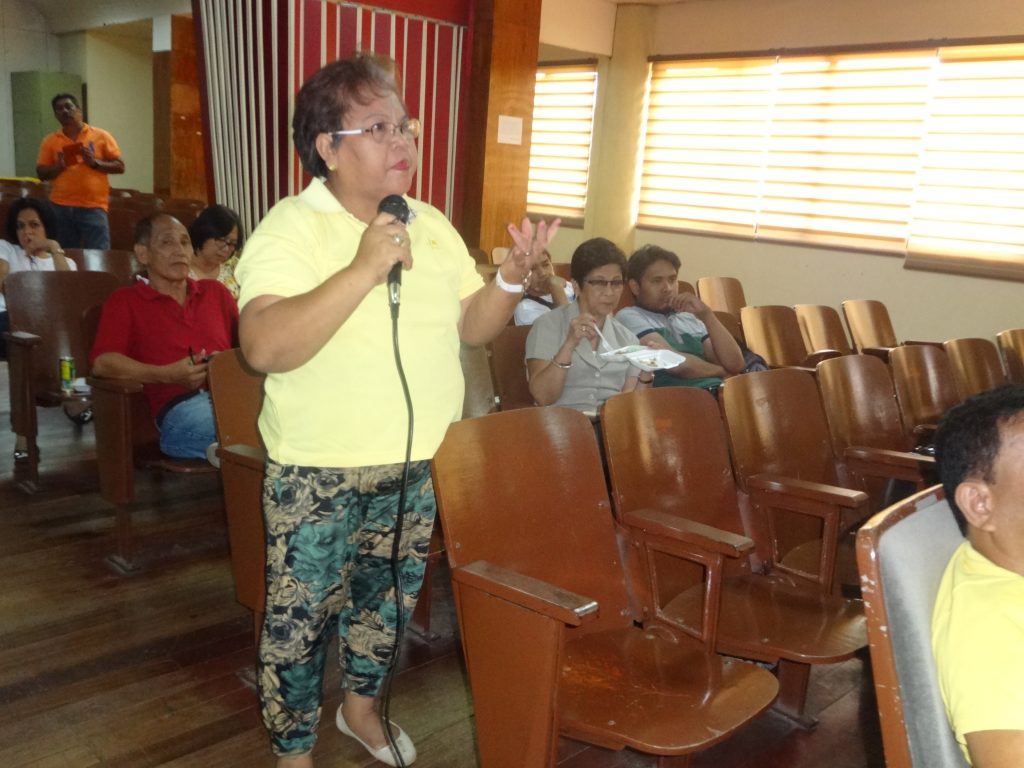 Vice Mayor of Vinzons, Camarines Norte, Hon. Ligaya Heraldo, asked few questions on PRDP subprojects and its requirements on how to avail the menu of projects presented by the different PRDP components. (Photo by Michelle Angela G. Alfigura, DA-PRDP RPCO V InfoACE Unit)