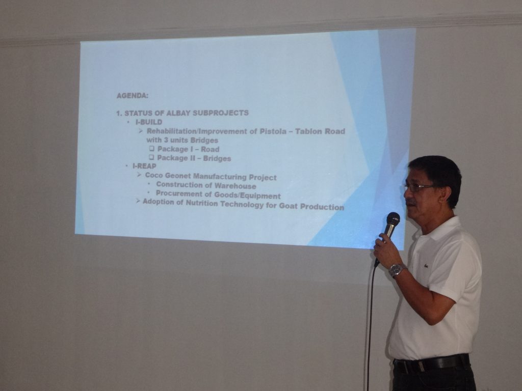 PPMIU-Albay Head Engr. Macario M. Pavia presents the status of Albay’s I-BUILD and I-REAP sub-projects during a Management Meeting with PRDP South Luzon and Bicol staff held in Albay Capitol on September 21, 2016. (Photo by Annielyn L. Baleza, DA-PRDP RPCO V InfoACE Unit)